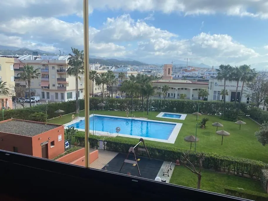 Central Estepona 3 Bed Apt With Pool And Parking 0*,