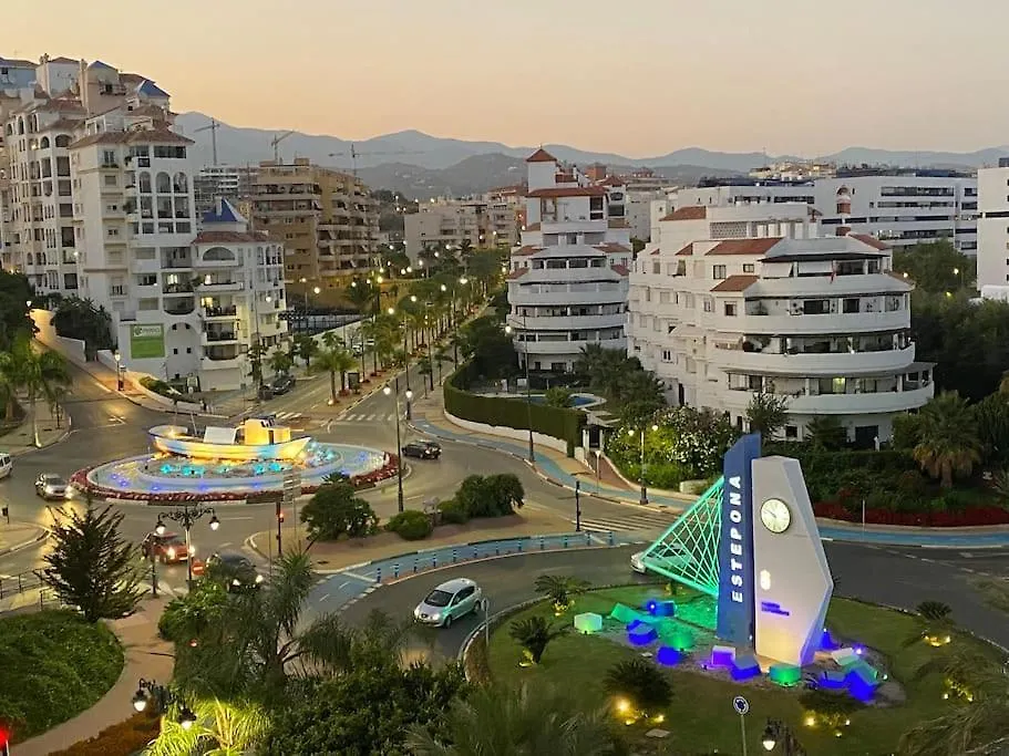 Central Estepona 3 Bed Apt With Pool And Parking Apartment
