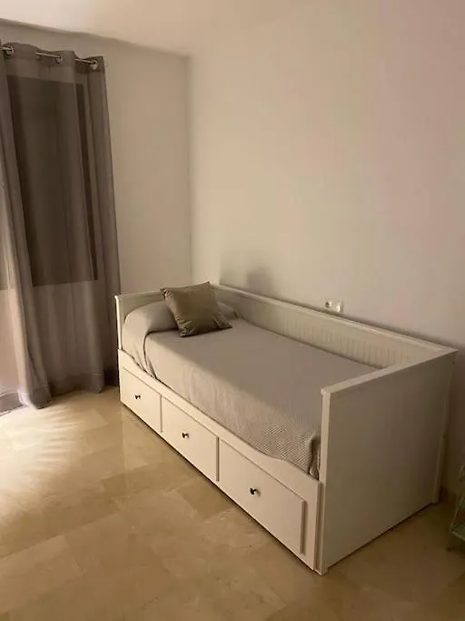 Apartment Central Estepona 3 Bed Apt With Pool And Parking