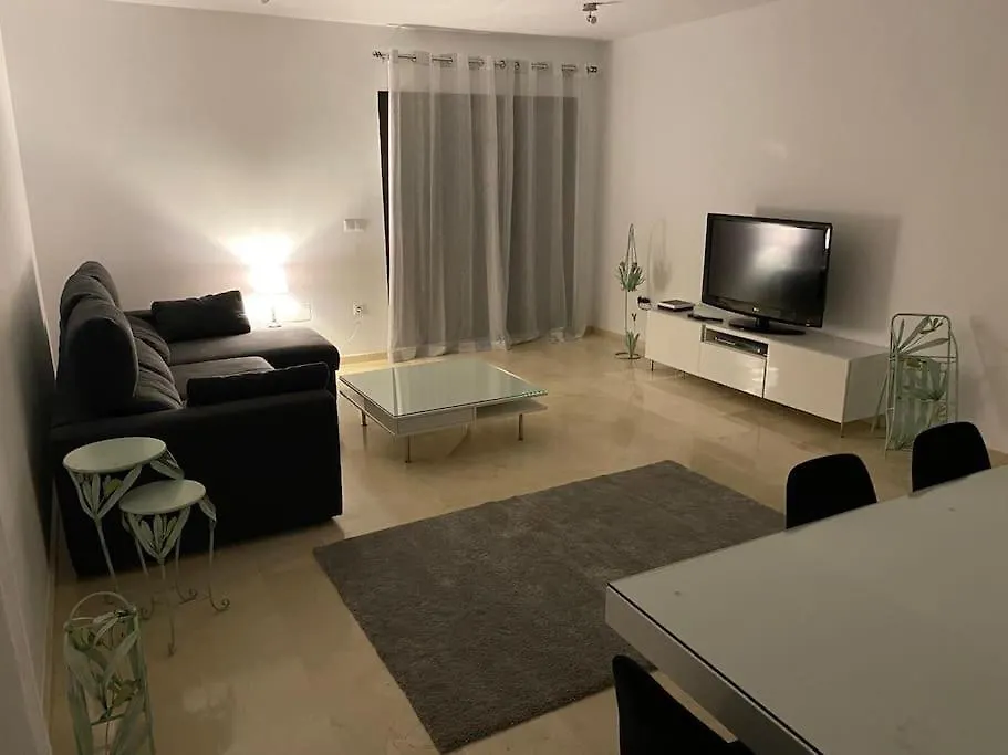 Central Estepona 3 Bed Apt With Pool And Parking