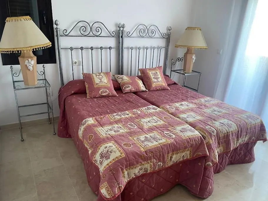 Apartment Central Estepona 3 Bed Apt With Pool And Parking